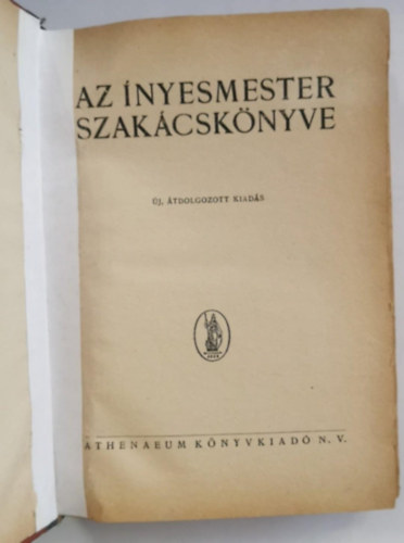 Magyar Elek - Az �nyesmester szak�csk�nyve